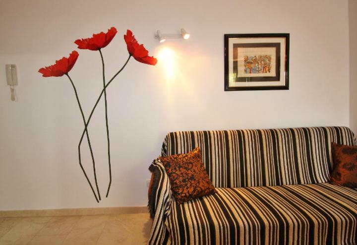 Marali Nerja Apartment Bagian luar foto